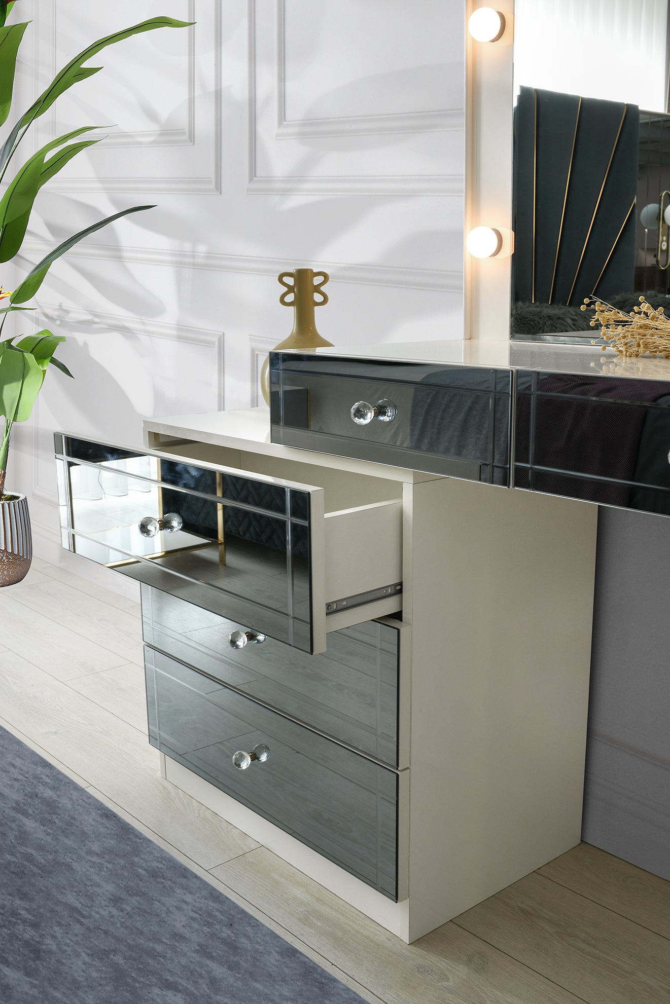 Classey Mobilya #HMST-AV02 - Napoli Yatak Odası